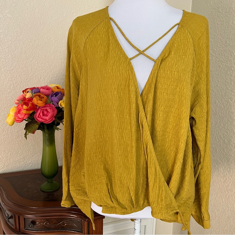 Alythea Hi Lo Wrap Front Top